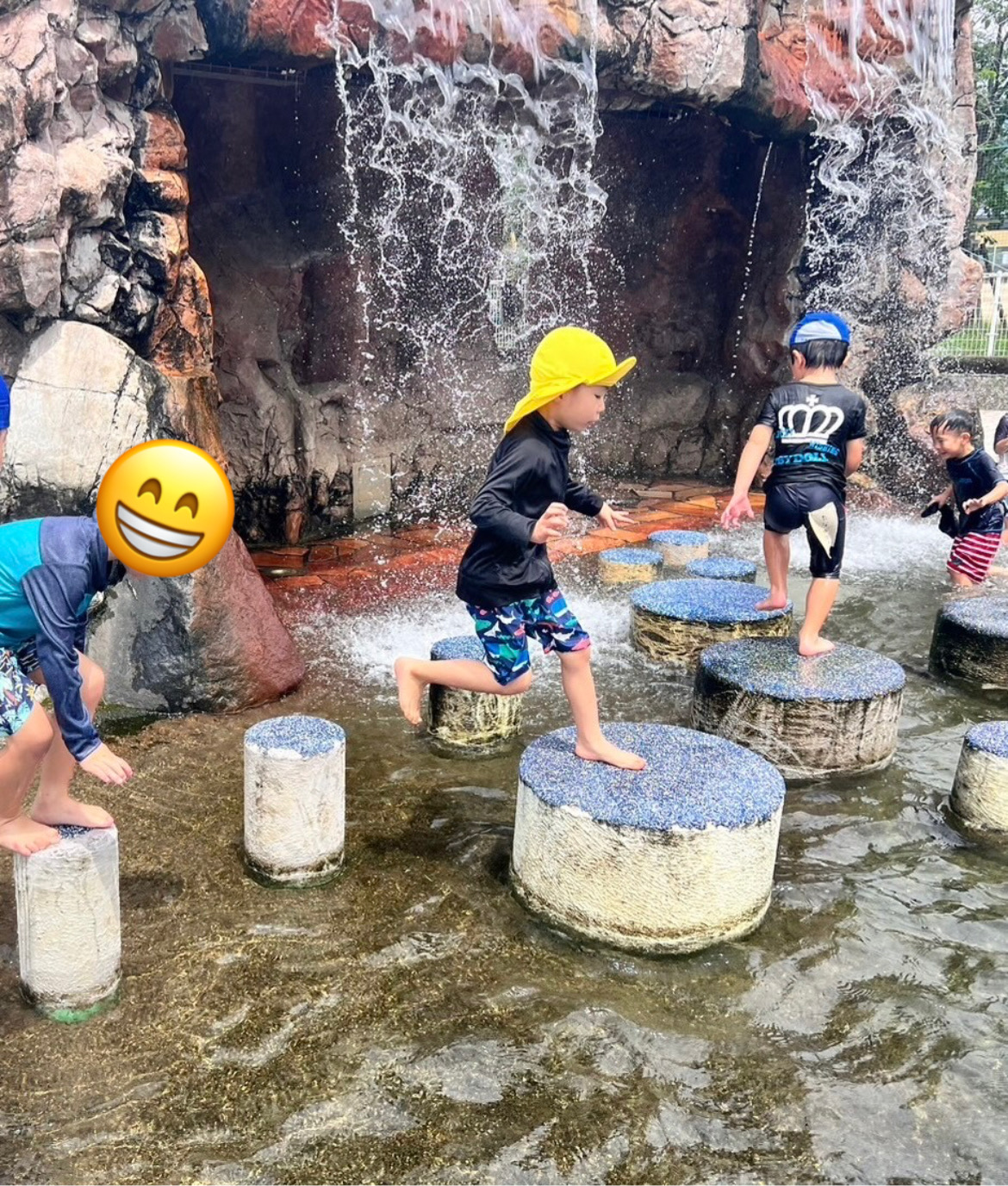 児童発達支援バルバロちびっこ隊　７月１７日　水遊び　(小城公園)