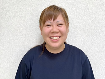 友田 彩奈
